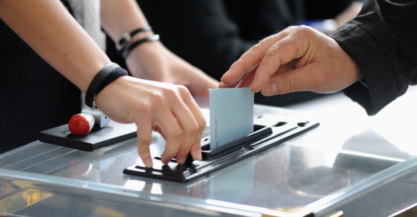 Bureau de vote 07/04/2022 Hélin