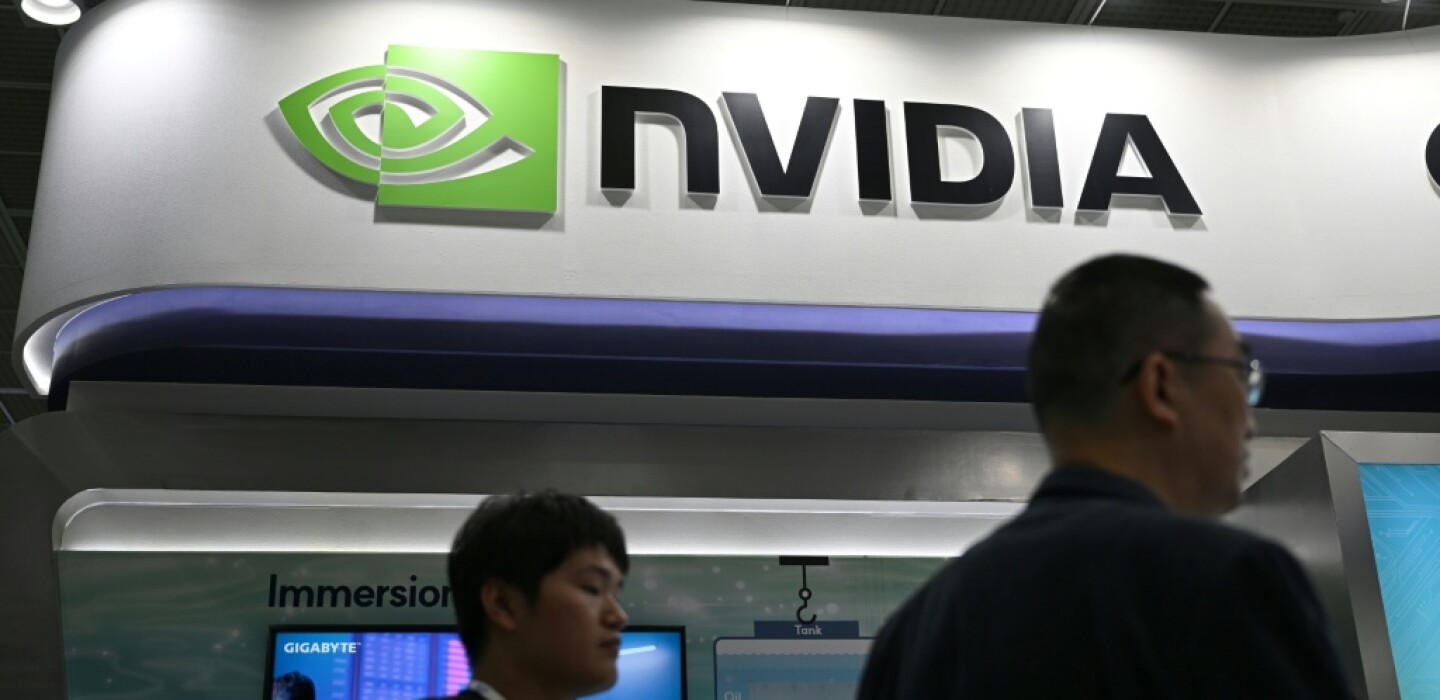 Nvidia franchit les 5.000 milliards de dollars : l’IA propulse la valorisation vers de nouveaux sommets