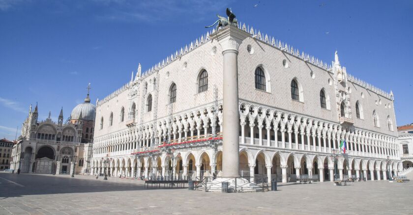 place-saint-marc-a-venise-sipa.jpg