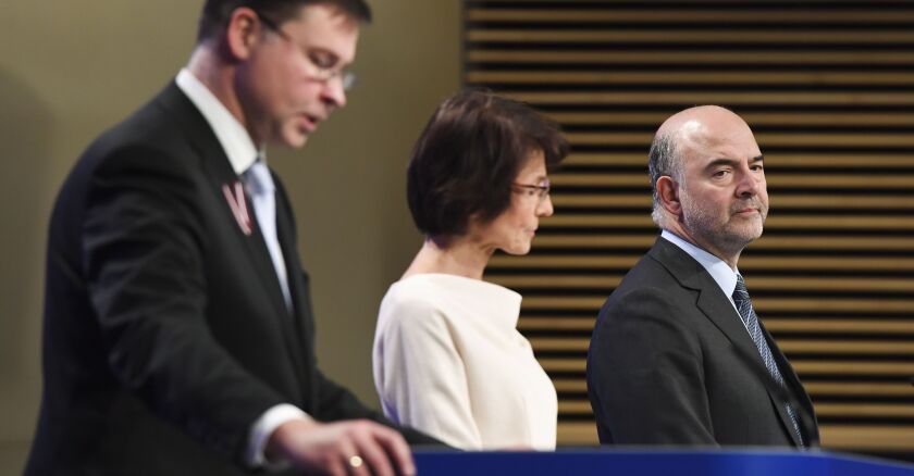 valdis-dombrovskis-marianne-thyssen-et-pierre-moscovici-sipa.jpg