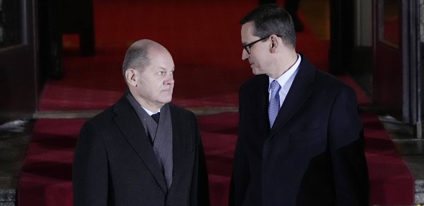 Imigracja: Między Niemcami a Polską smażą się w kolejce ze względu na wydanie wizy Imigracja: Między Niemcami a Polską smażą się w kolejce ze względu na wydanie wizy