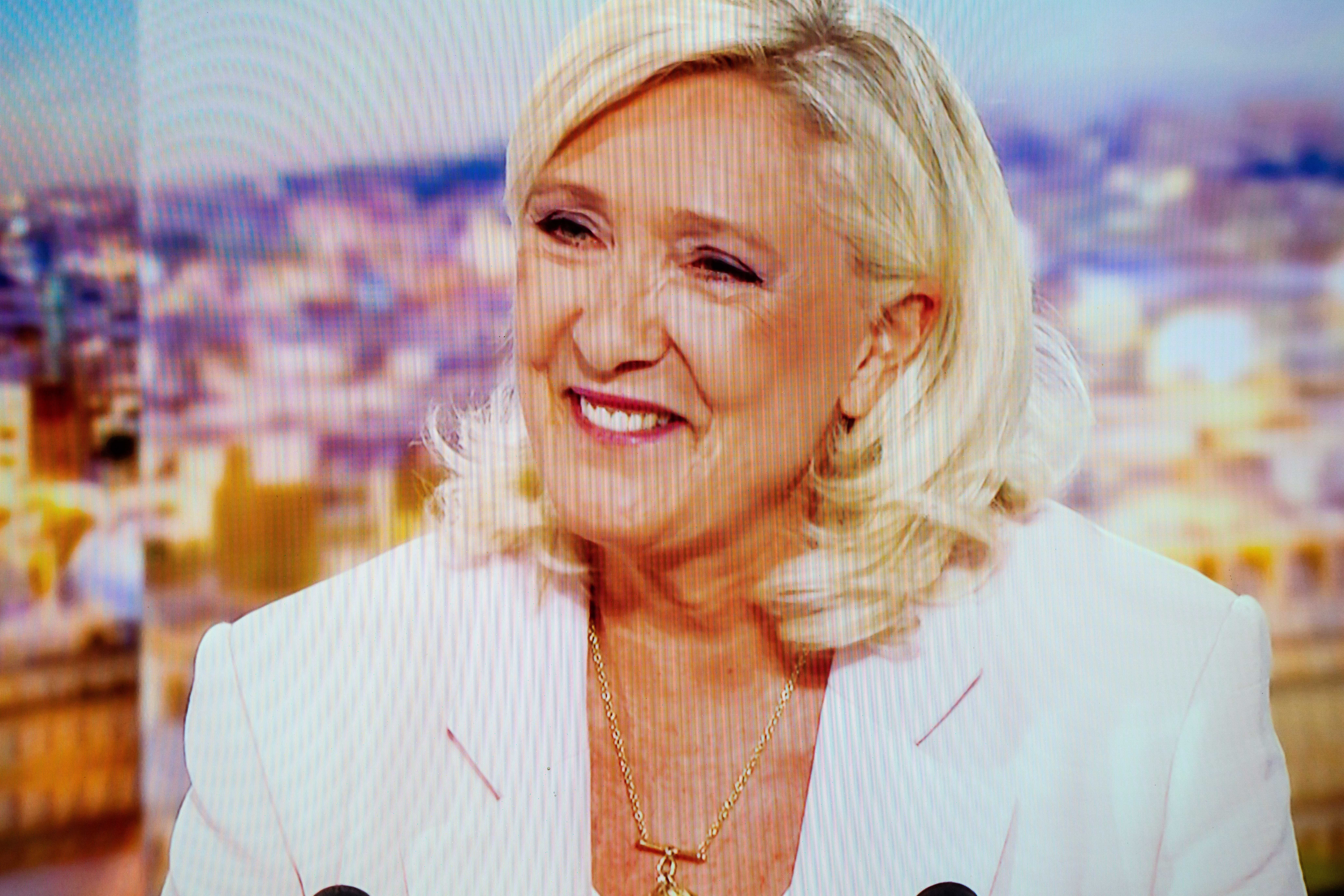 Les seuls opposants de Marine Le Pen sont les marchés