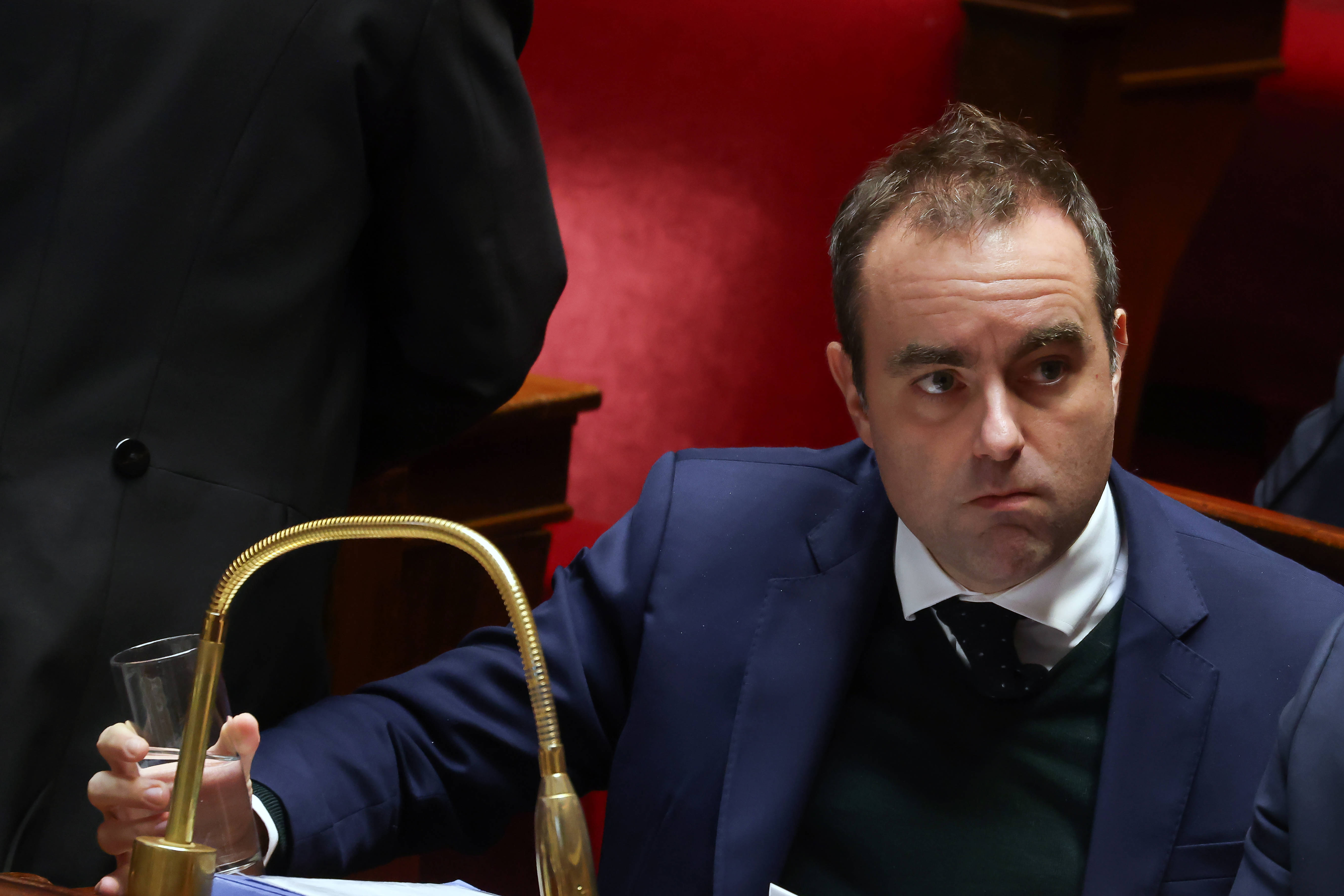 Sébastien Lecornu face au risque de l'overdose fiscale