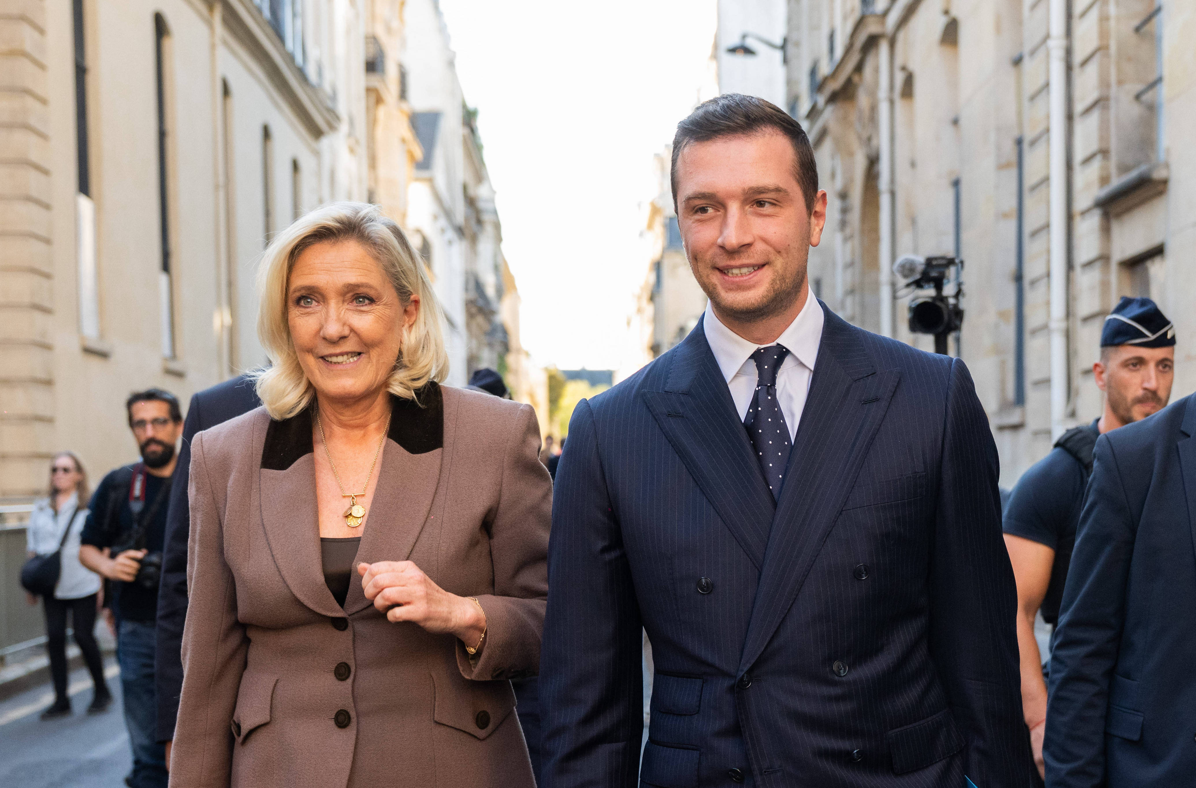 Charte d'engagement, chasse aux « brebis galeuses » : le casse-tête du RN pour les municipales