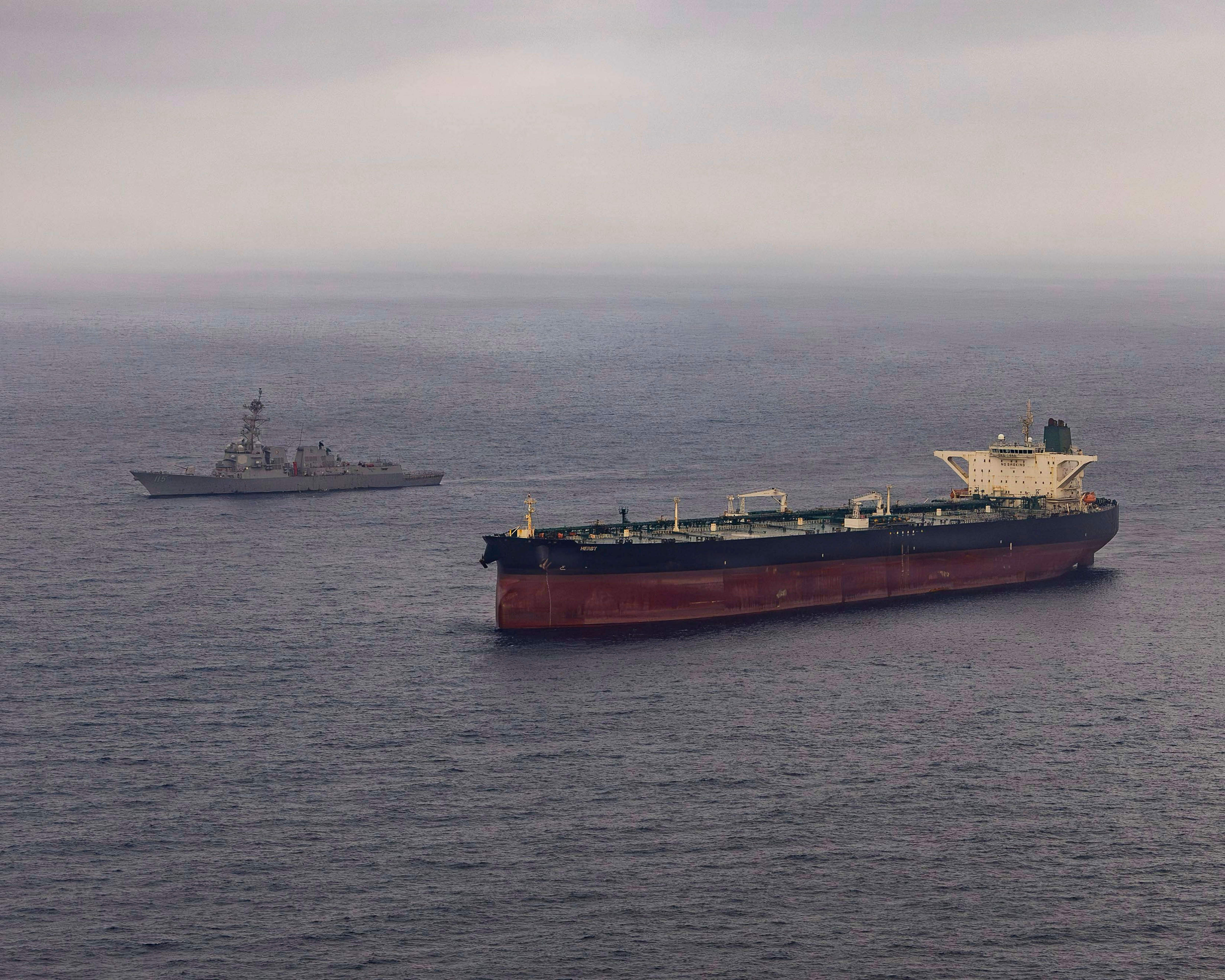 Trêve fragilisée en Iran : le pétrole flambe et les marchés voient rouge