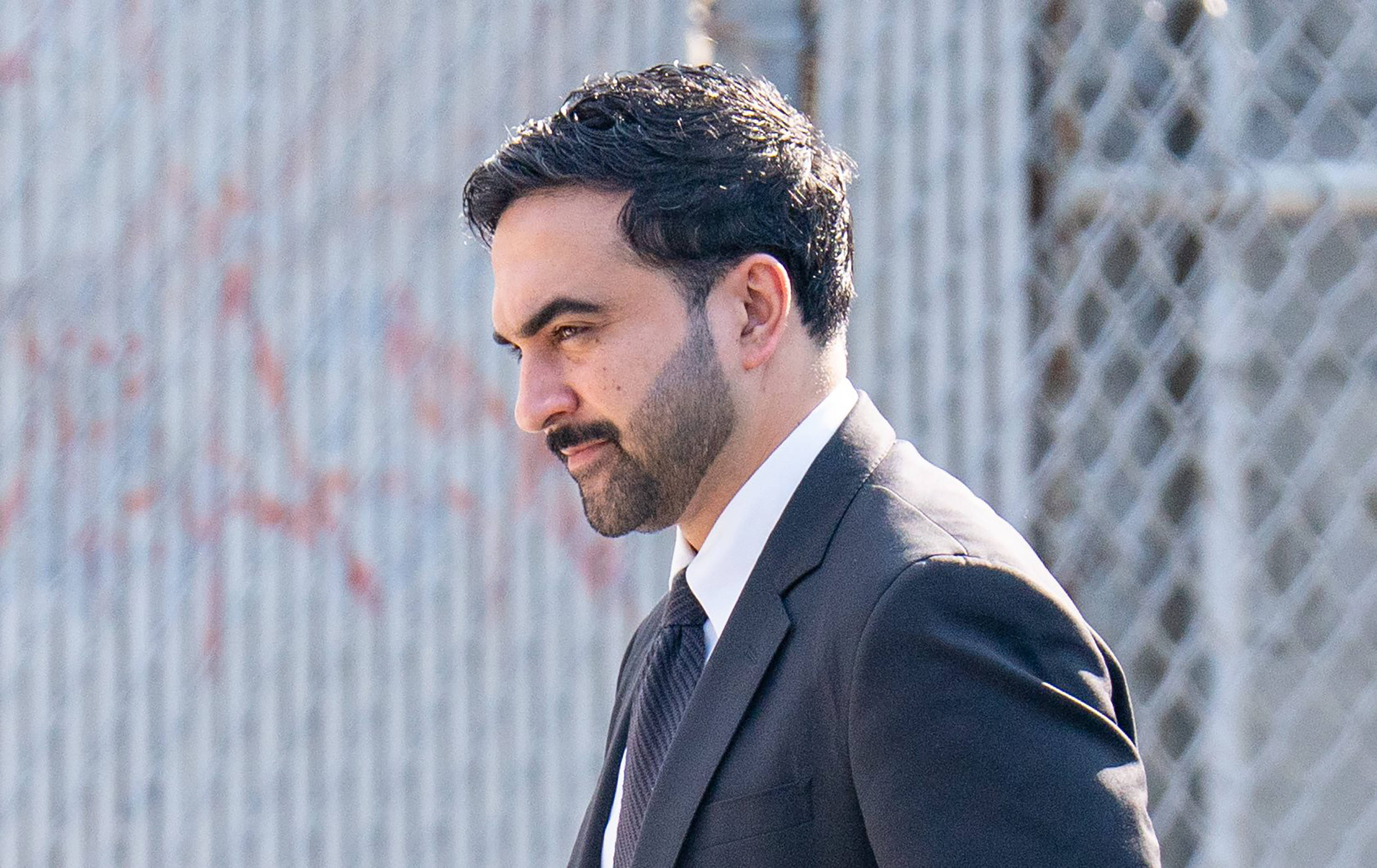 À New York, la lune de miel de Zohran Mamdani est terminée