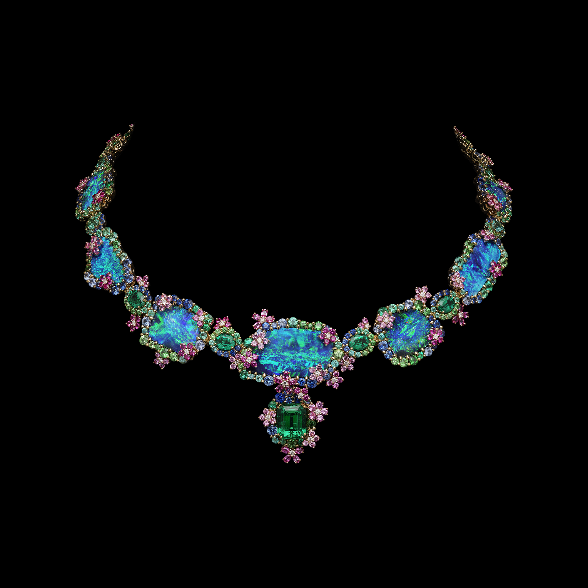 Haute joaillerie 3.0 : quand les pierres deviennent des jardins à porter