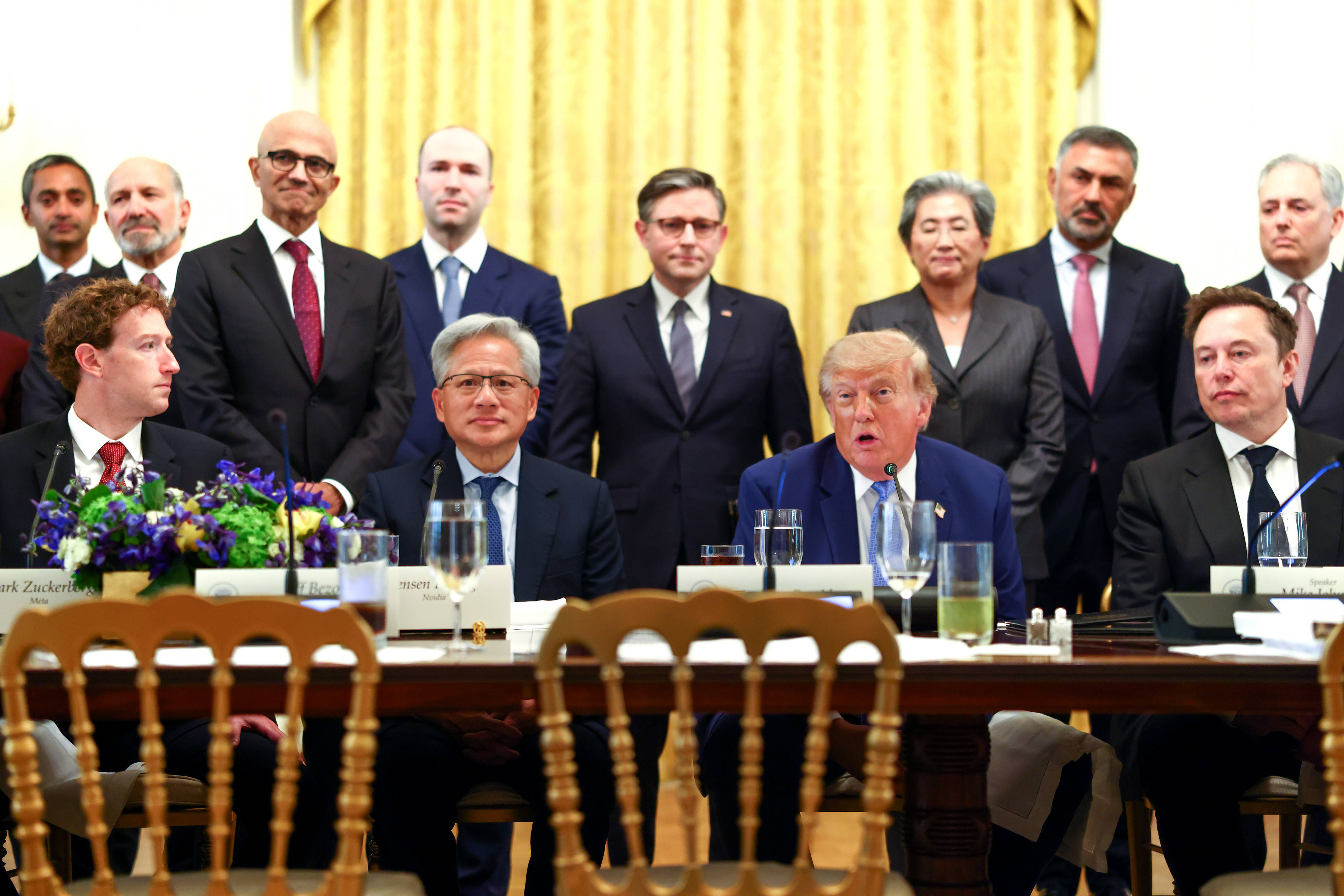 « Comme une Constitution » : ce que contient l’accord sur l’IA de Donald Trump avec la Silicon Valley